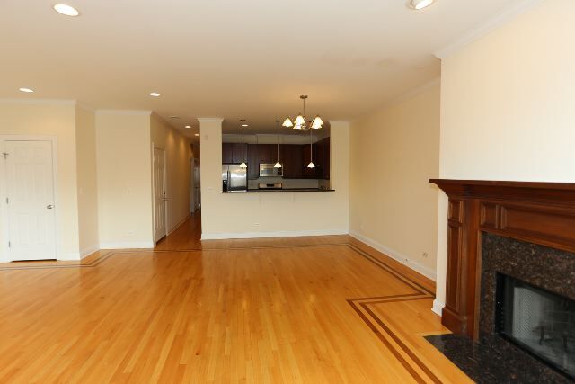 Foto del edificio - 1724 W Belmont Ave