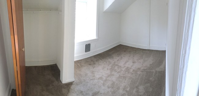 Dormitorio #2 - 302 Randolph Ave