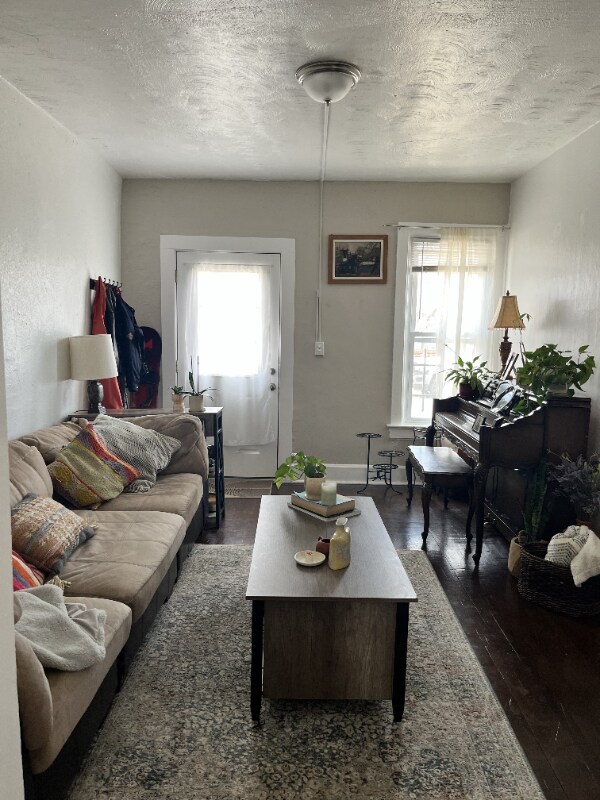 Foto del edificio - 2557 Grove St