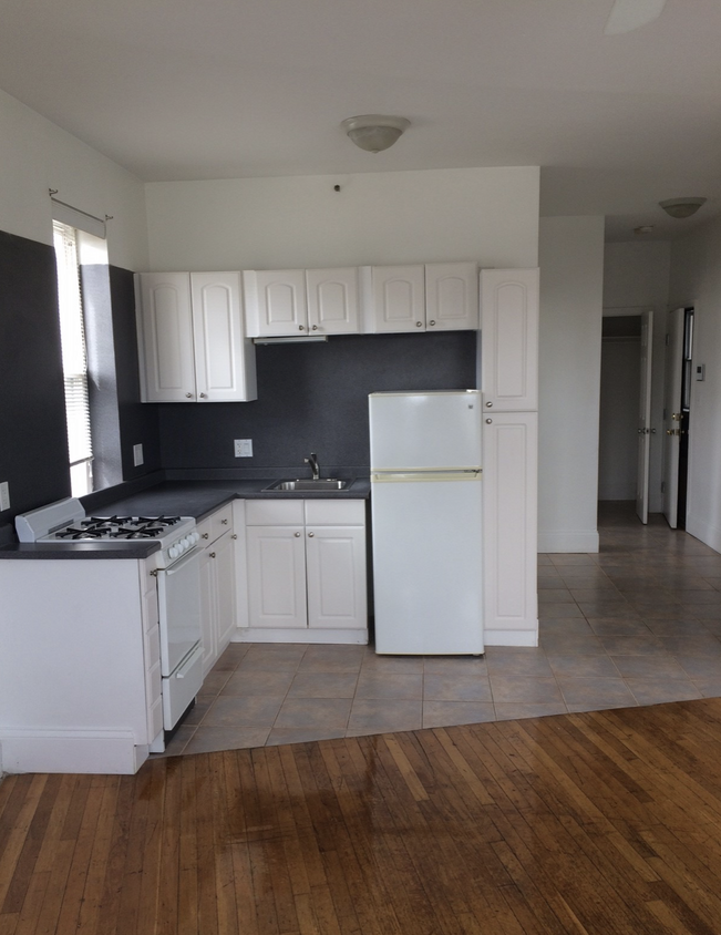 Foto principal - 69 Park Dr