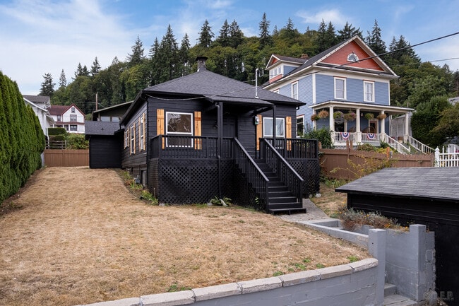 Foto del edificio - 410 W C St