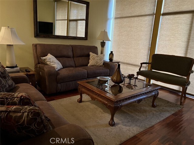 Foto del edificio - 8207 Marina Pacifica Dr N
