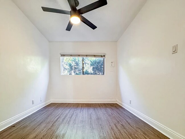 Photo - 12521 Lakewood Blvd Apartment