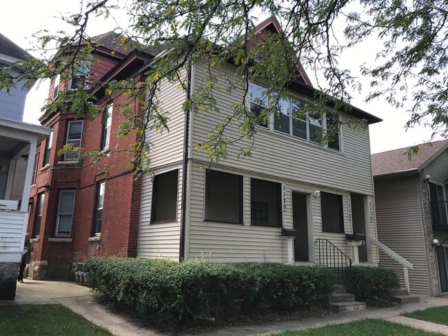 Building Photo - 1114 State St