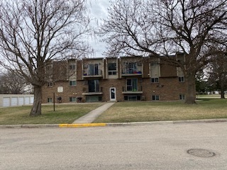Building Photo - 702 Imperial Dr