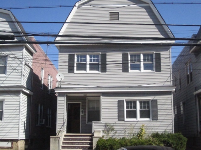 Foto principal - 338 Danforth Ave