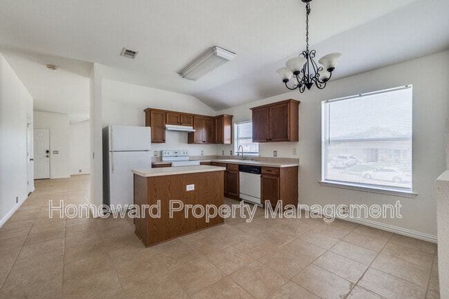 Building Photo - 4701 Piedmonte Ct