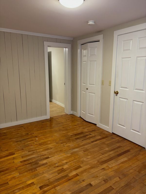 Building Photo - 450 Main St