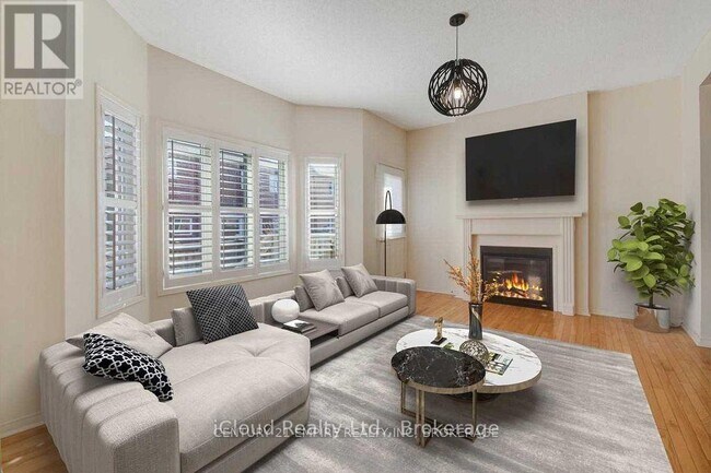 Building Photo - 237 Valleyway Dr