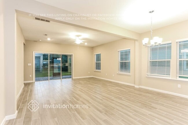 Building Photo - 6289 Bluff Ave