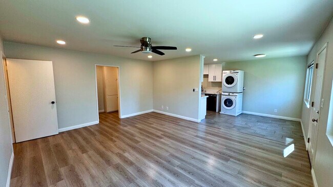 Foto del edificio - 1354-1398 Springfield St