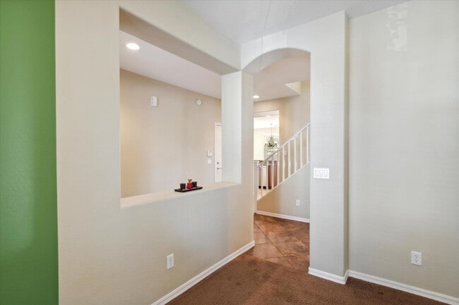 Building Photo - 18815 E Swan Dr