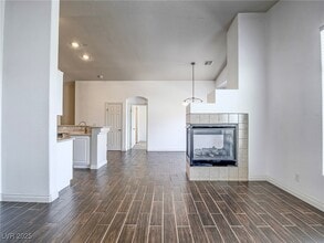 Building Photo - 1070 Thrill Ct
