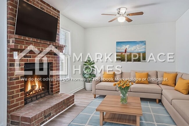 Building Photo - 5279 Oakridge Dr
