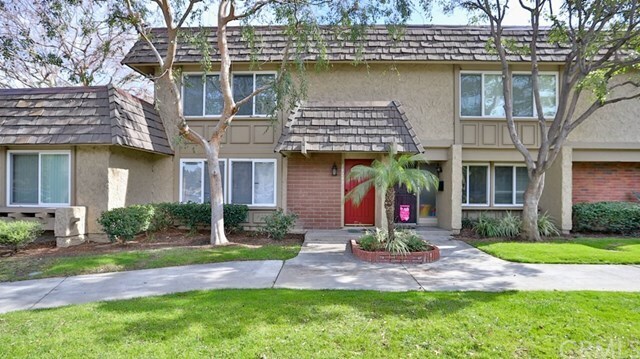 Primary Photo - 18243 Cabrillo Ct