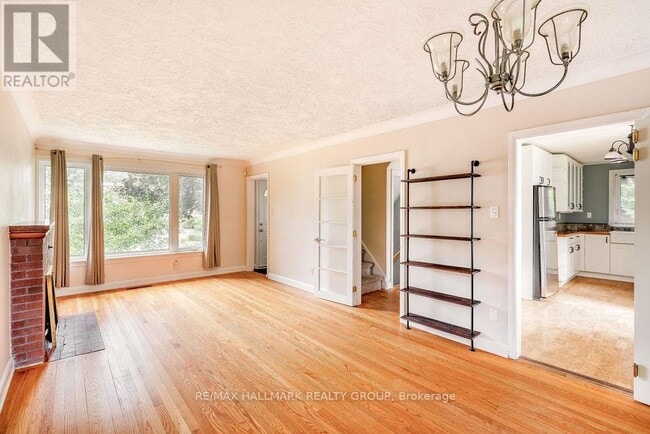 Building Photo - 2042 Honeywell Ave