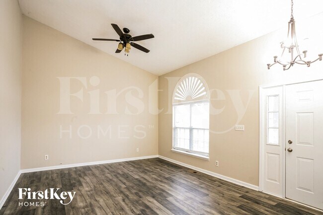 Foto del edificio - 361 Wild Rose Lane