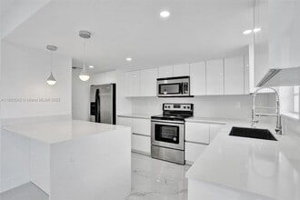 Building Photo - 606 NW 107th Ave