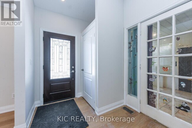 Photo du bâtiment - 69 Centre St N