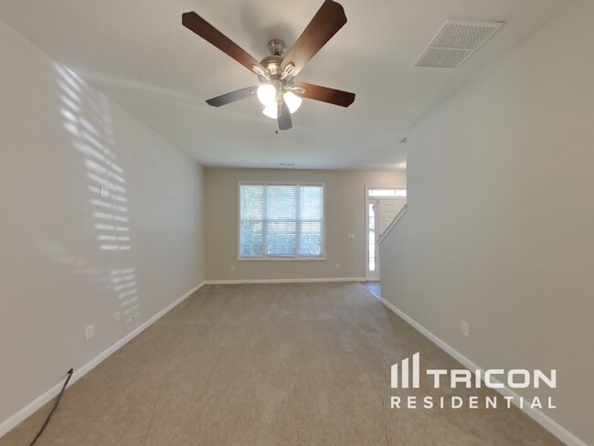 Building Photo - 121 Omega Court Dallas GA