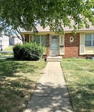 Building Photo - 9307 Ballentine St