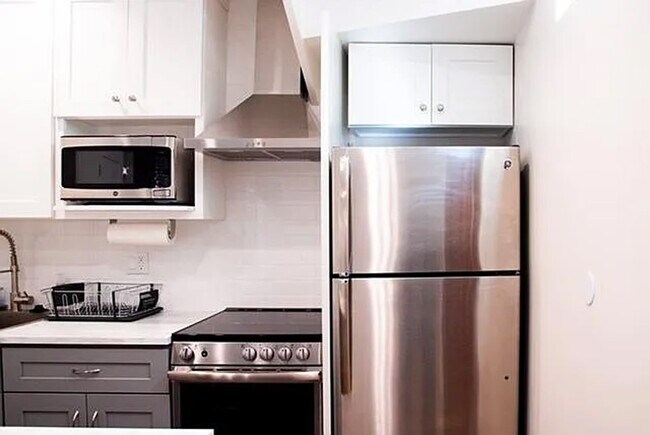 Foto del edificio - 8999 Keith Ave