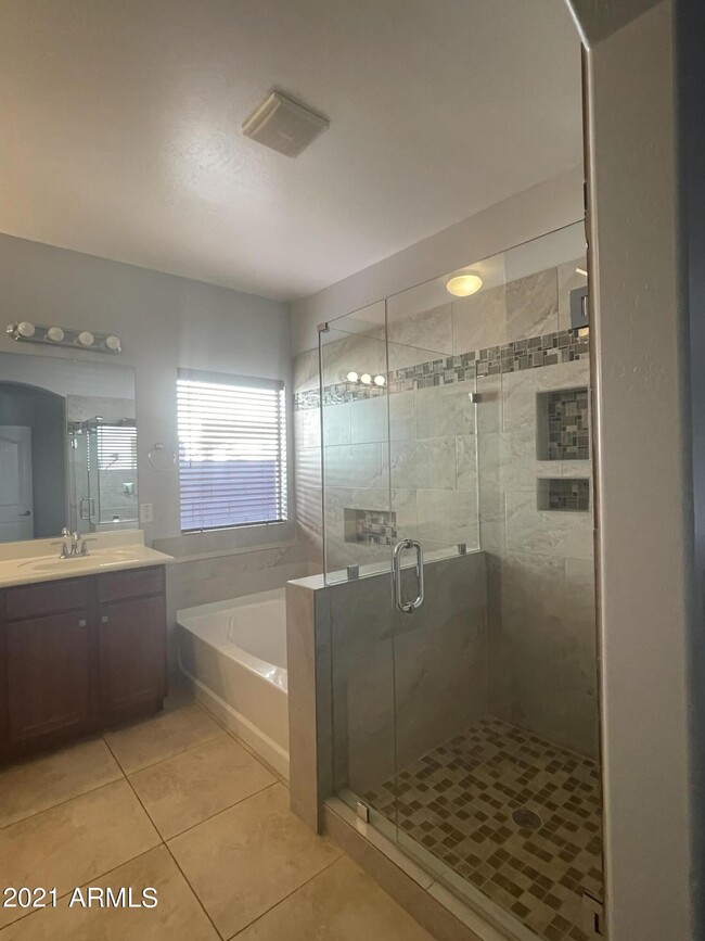 Foto del edificio - 11729 W Mountain View Dr