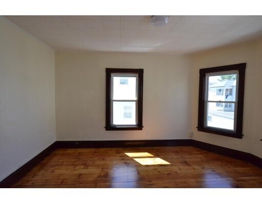 Foto del edificio - 71 Esther St