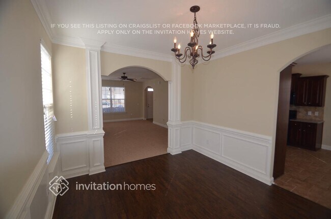 Foto del edificio - 13100 Windy Lea Ln