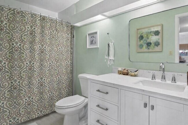 Foto del edificio - 1030 E Bethany Home Rd