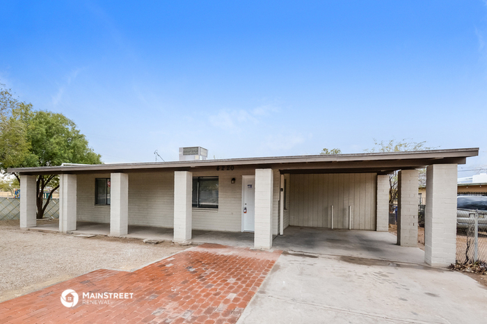 Primary Photo - 4220 S 13th Ave