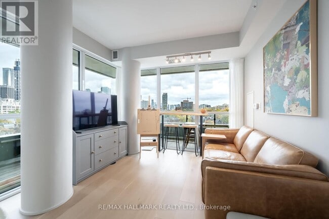 Photo du bâtiment - 181 Bedford Rd