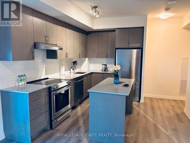 Photo du bâtiment - 8960 Jane St