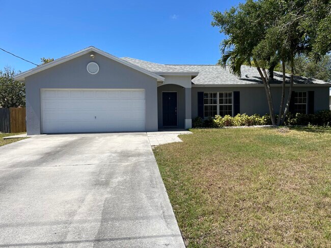 Foto del edificio - 2326 SW Woodridge St