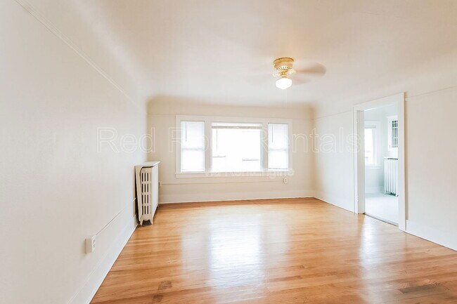 Foto del edificio - 1319 S 6th Ave