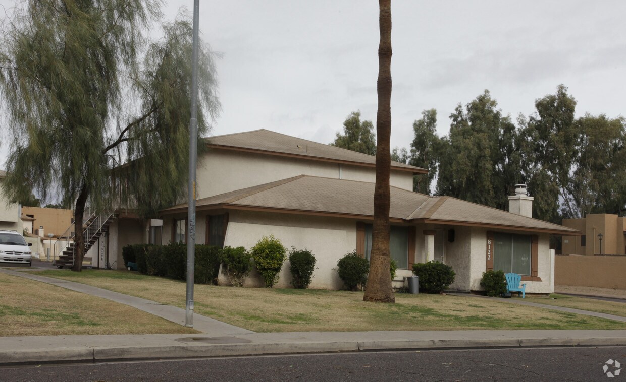 Foto del edificio - 8122 N 33rd Ave