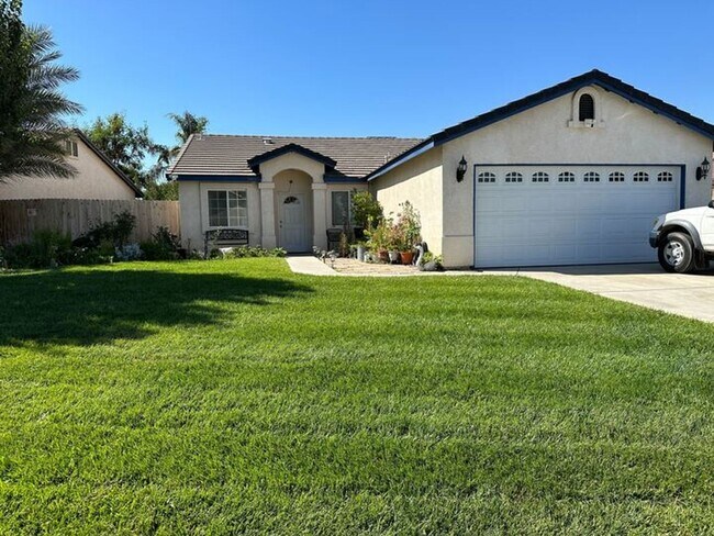 Building Photo - Comfortable Home For Rent