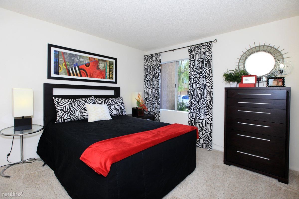 Primary Photo - 18414 Jakes Way