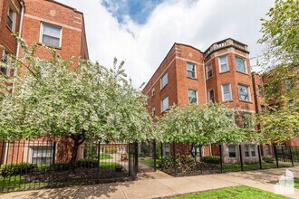 Building Photo - 1622 W Columbia Ave