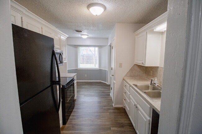 Foto del edificio - "Charming 3-Bed, 2-Bath Home in Lubbock!"