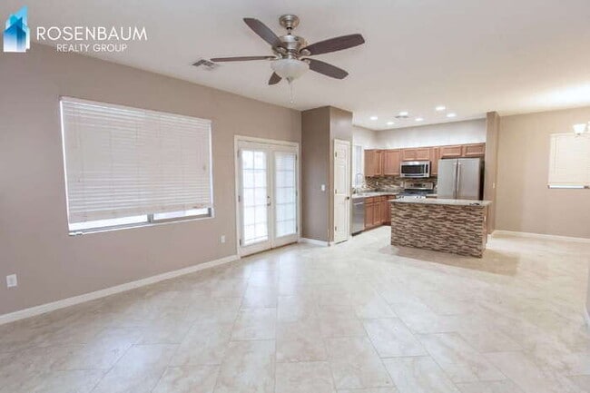 Building Photo - 12060 W Makenna Ln