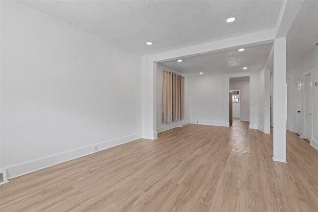 Foto del edificio - 314 Maplewood Ave