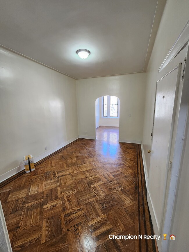 Dining Room - 640 Flatbush Ave