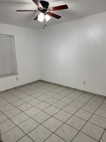 Building Photo - 707 Southwood Cir