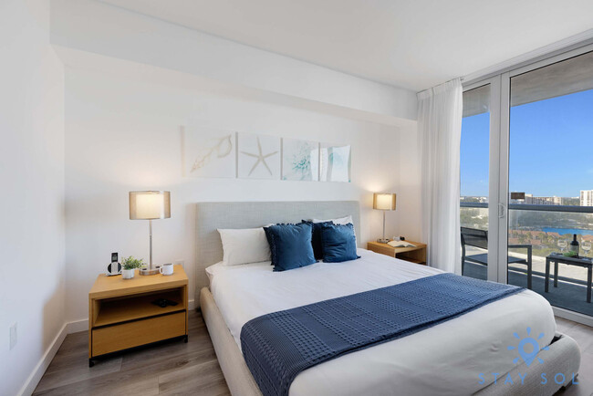 Foto del edificio - 2602 E Hallandale Beach Blvd