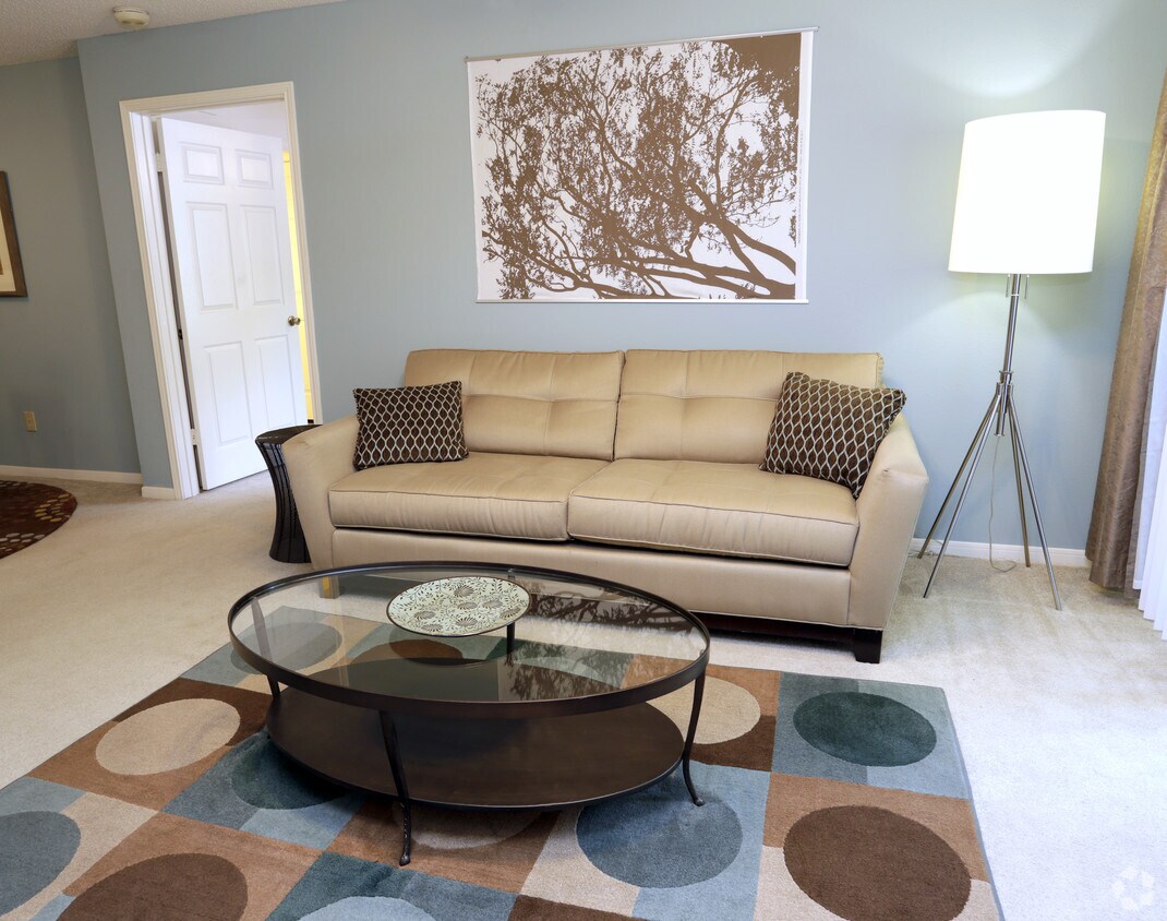 The Residence at White River Apartments Indianapolis, IN