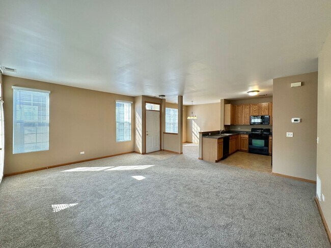 Building Photo - 5106 Edgewater Ct