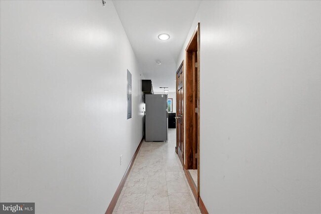Foto del edificio - 443 Millwood Ave