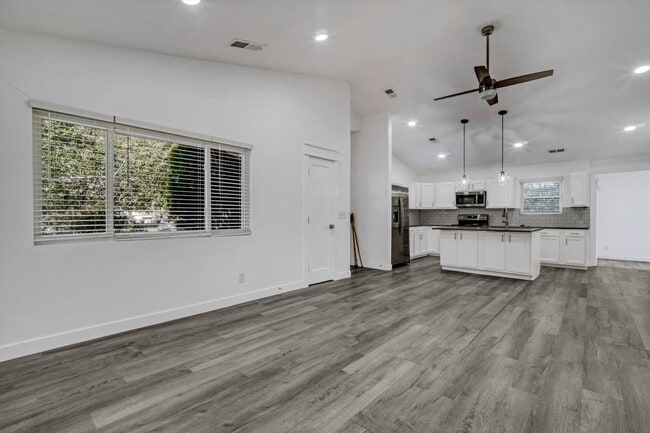 Building Photo - Charming Olde Town Arvada Home!