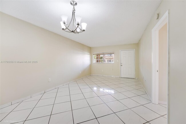 Building Photo - 7724 W 29th Ln